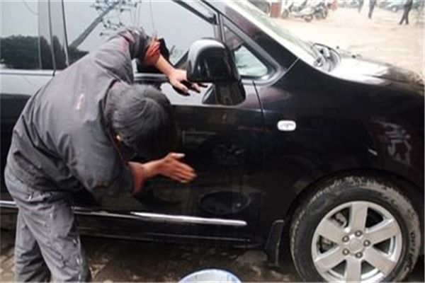 恒先光速汽车补漆